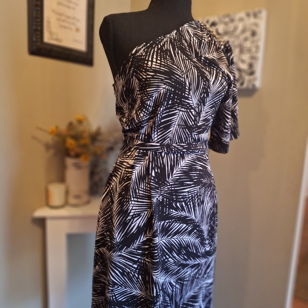 SALE! NWT $135 Michael by Michael Kors Black and White One Shoulder Dress